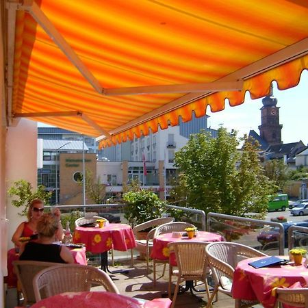 Stadtcafe Pension Grünstadt Dış mekan fotoğraf